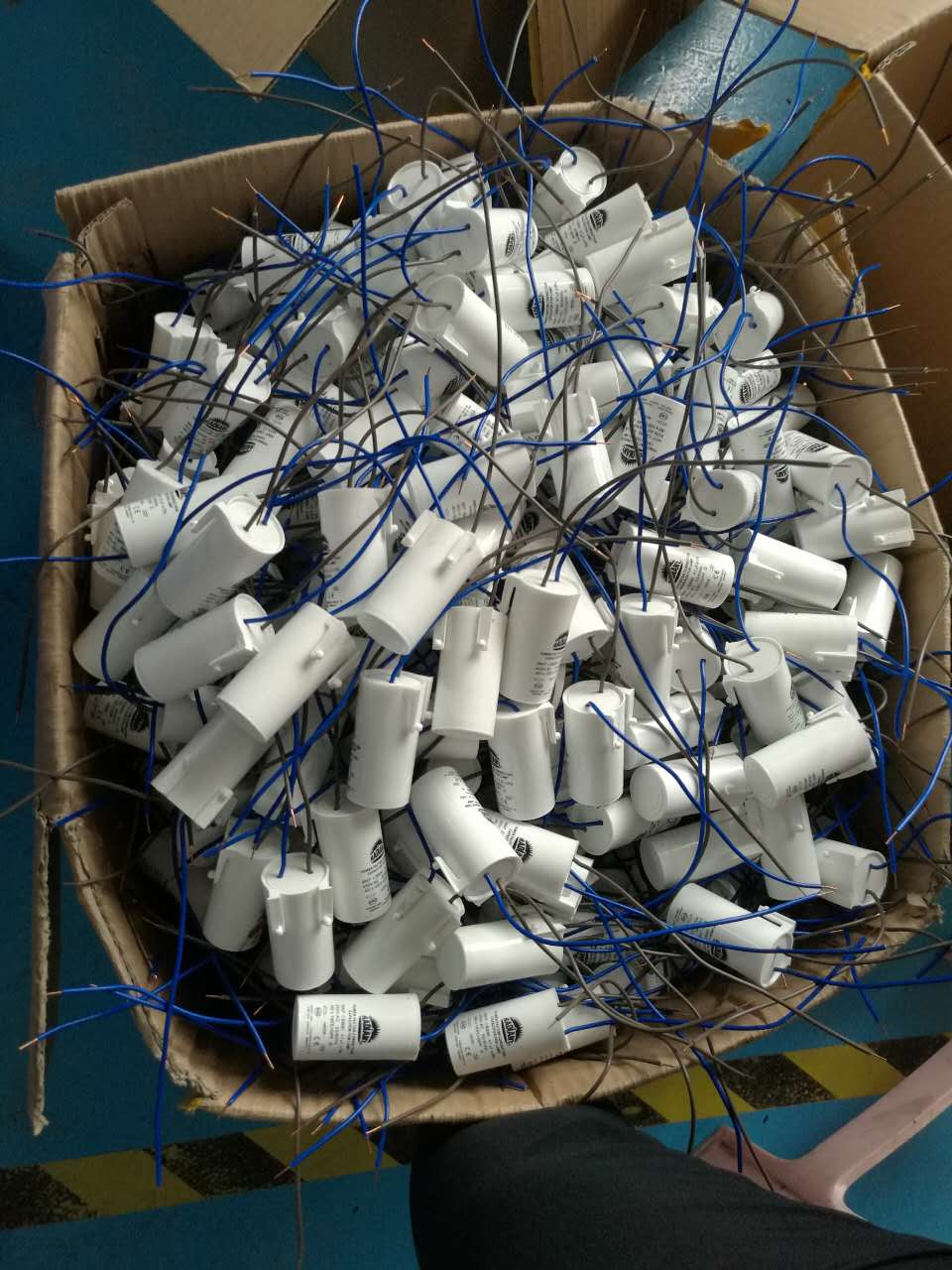 cbb電容廠-電容原材料裝放 cbb電容廠-電容原材料裝放