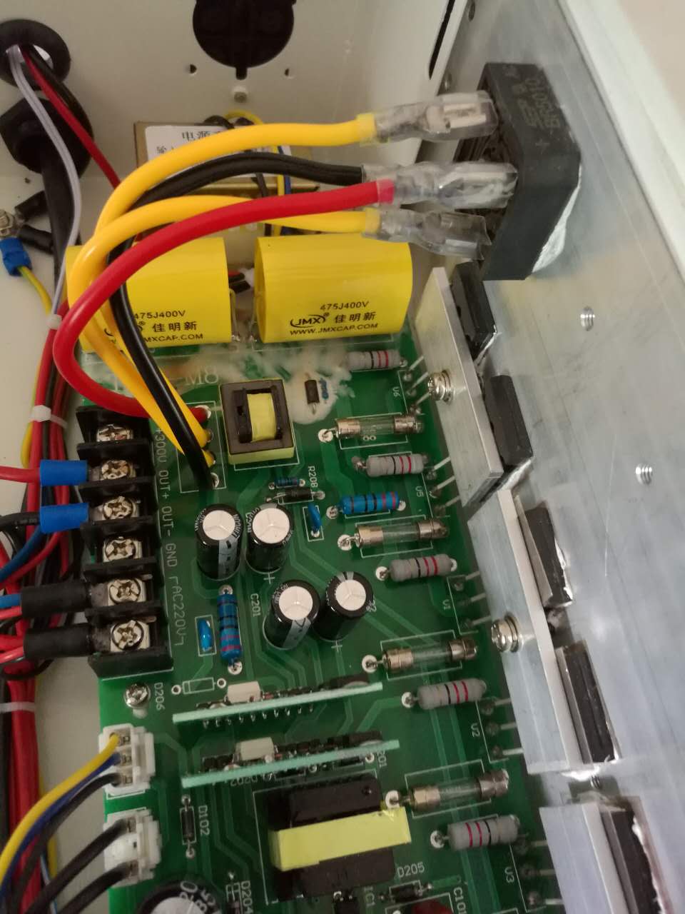 濾波電容器-耐壓測試階段 濾波電容器-耐壓測試階段