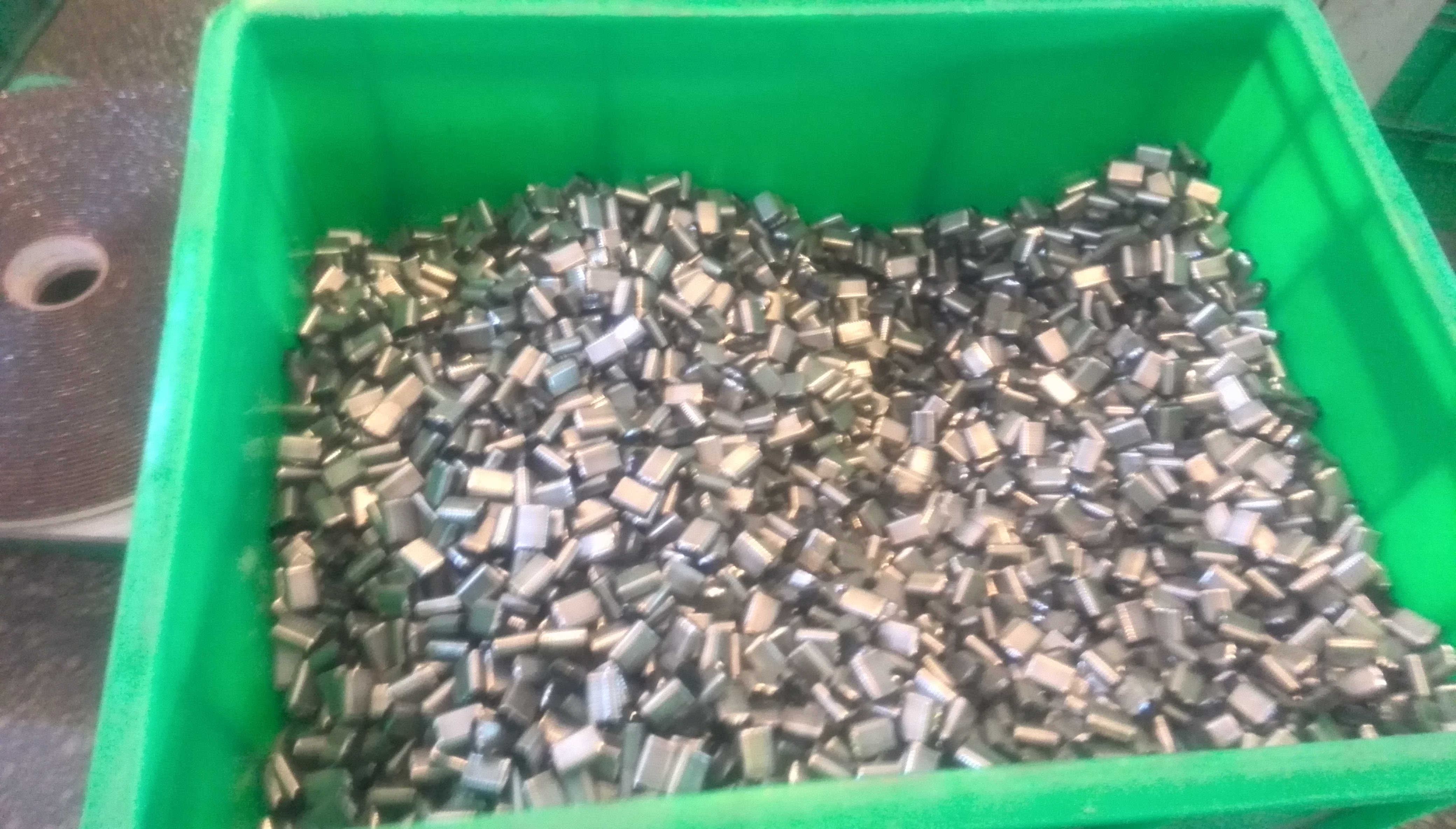 電容器制作那家好-車間生產(chǎn)設(shè)備 電容器制作那家好-車間生產(chǎn)設(shè)備